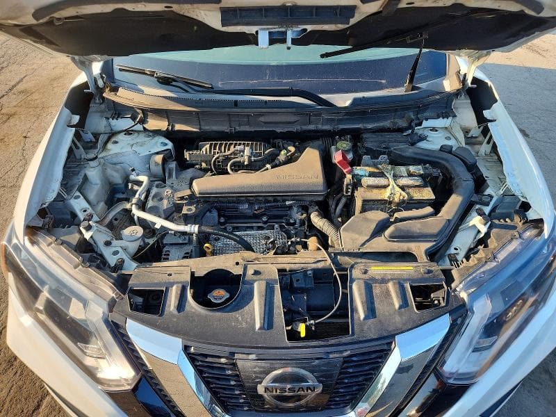 2017 NISSAN ROGUE SV 11