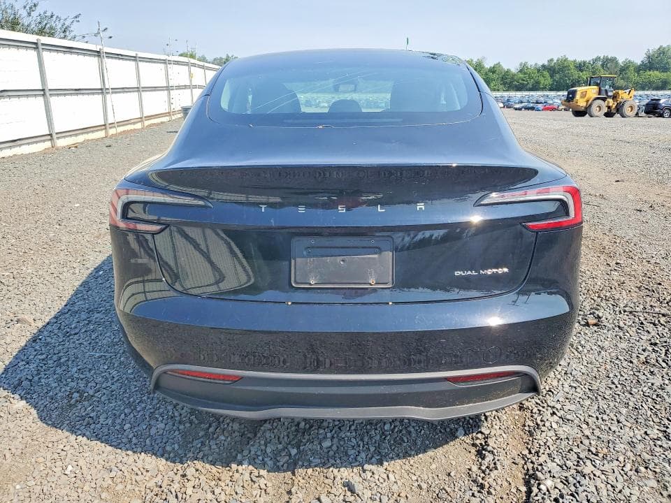2024 TESLA MODEL 3 6