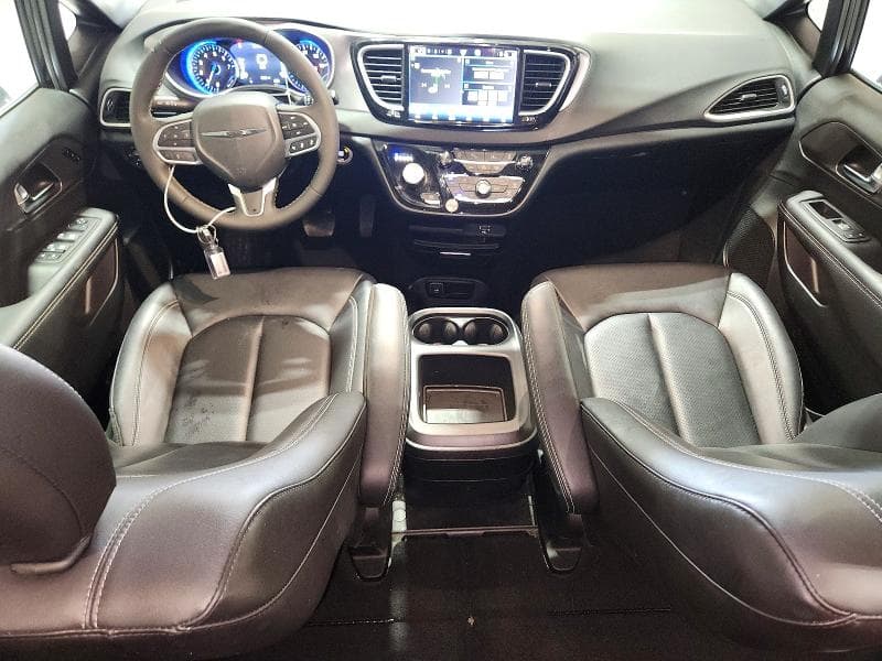 2026 CHRYSLER PACIFICA SELECT 8