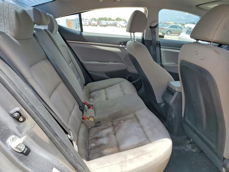 2017 HYUNDAI ELANTRA SE 10