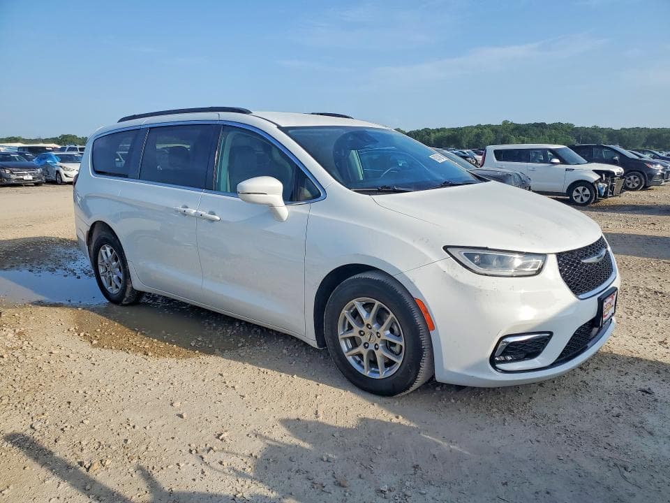 2022 CHRYSLER PACIFICA TOURING L 4