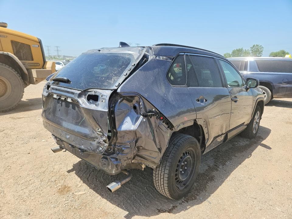 2021 TOYOTA RAV4 LE 3