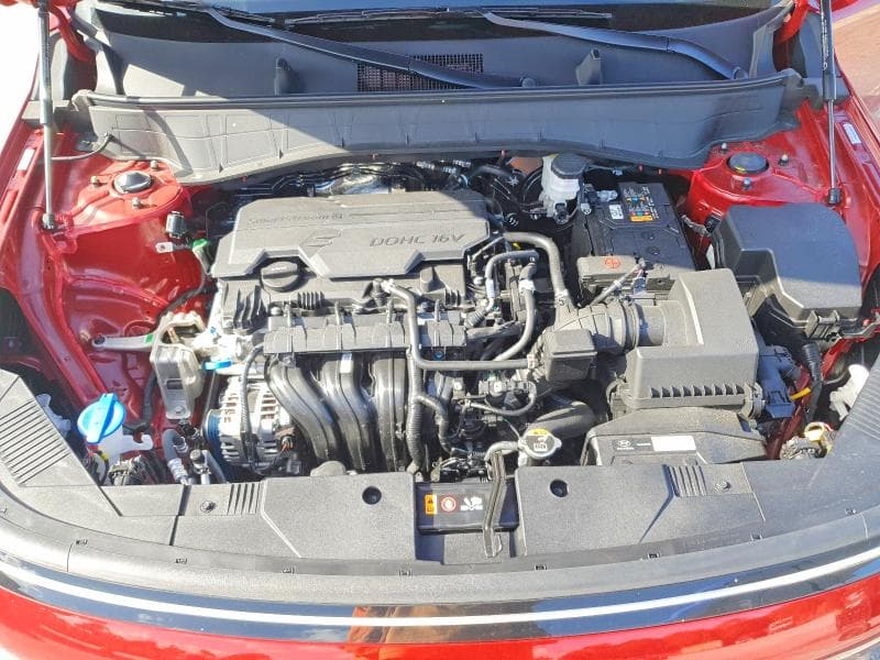 2026 HYUNDAI KONA SE 11