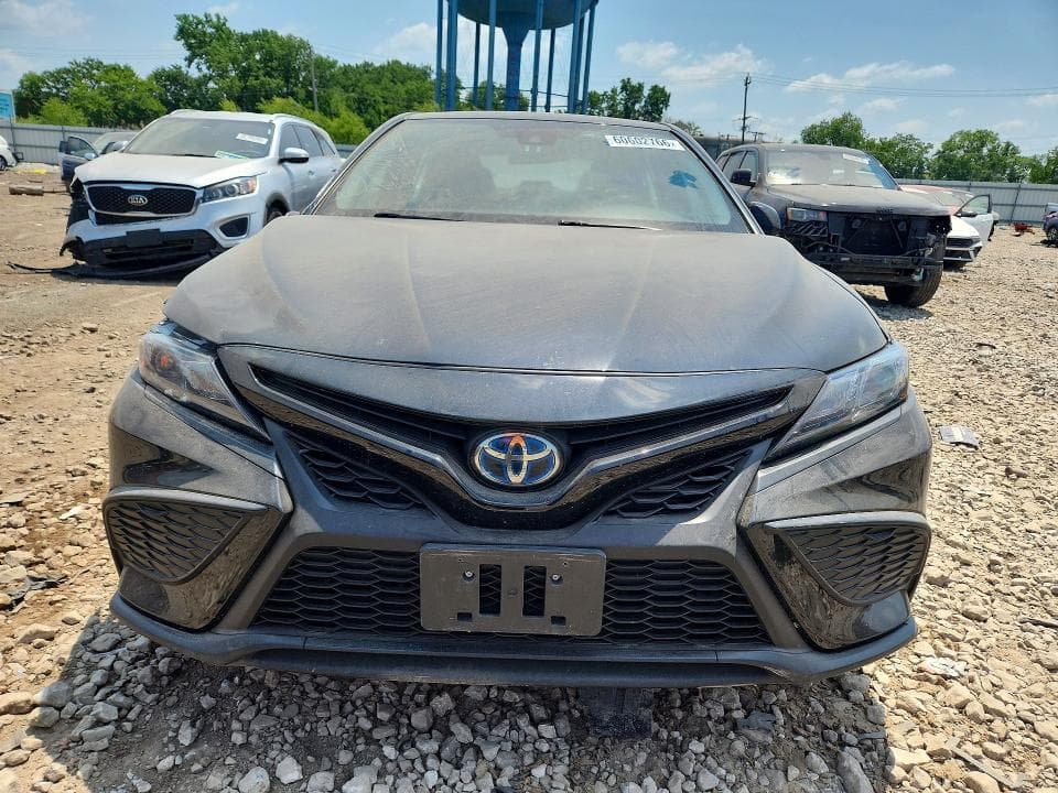 2023 TOYOTA CAMRY HYBRID SE 5