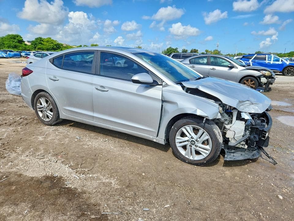 2019 HYUNDAI ELANTRA VALUE EDITION 4