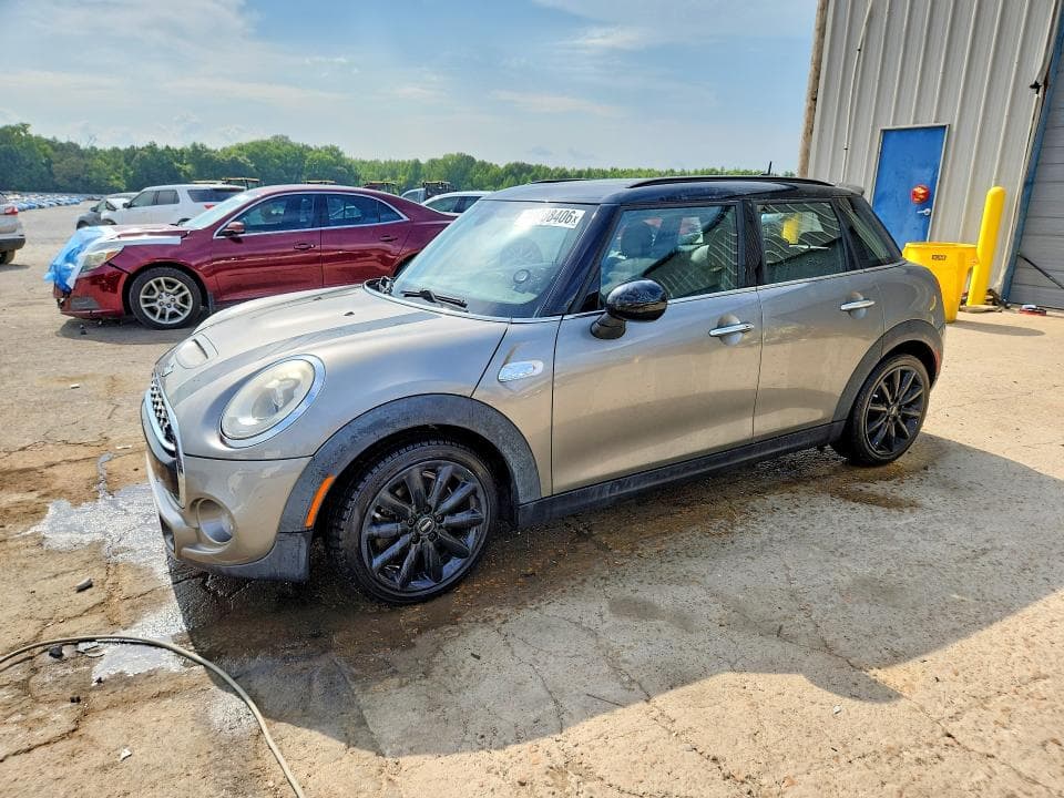 2018 MINI COOPER S - 1
