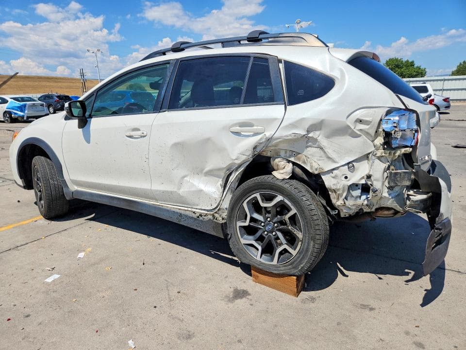 2017 SUBARU CROSSTREK 2