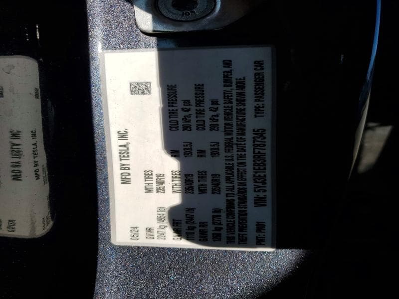 2024 TESLA MODEL 3 12