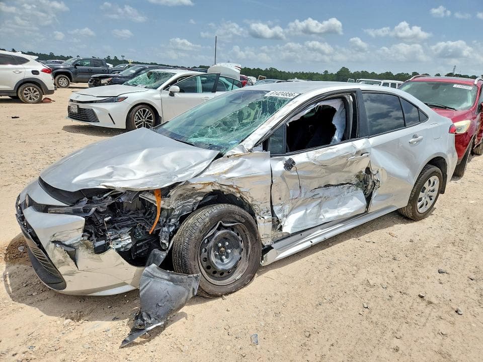 2025 TOYOTA COROLLA LE - 1
