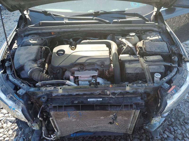2018 CHEVROLET MALIBU LT 11