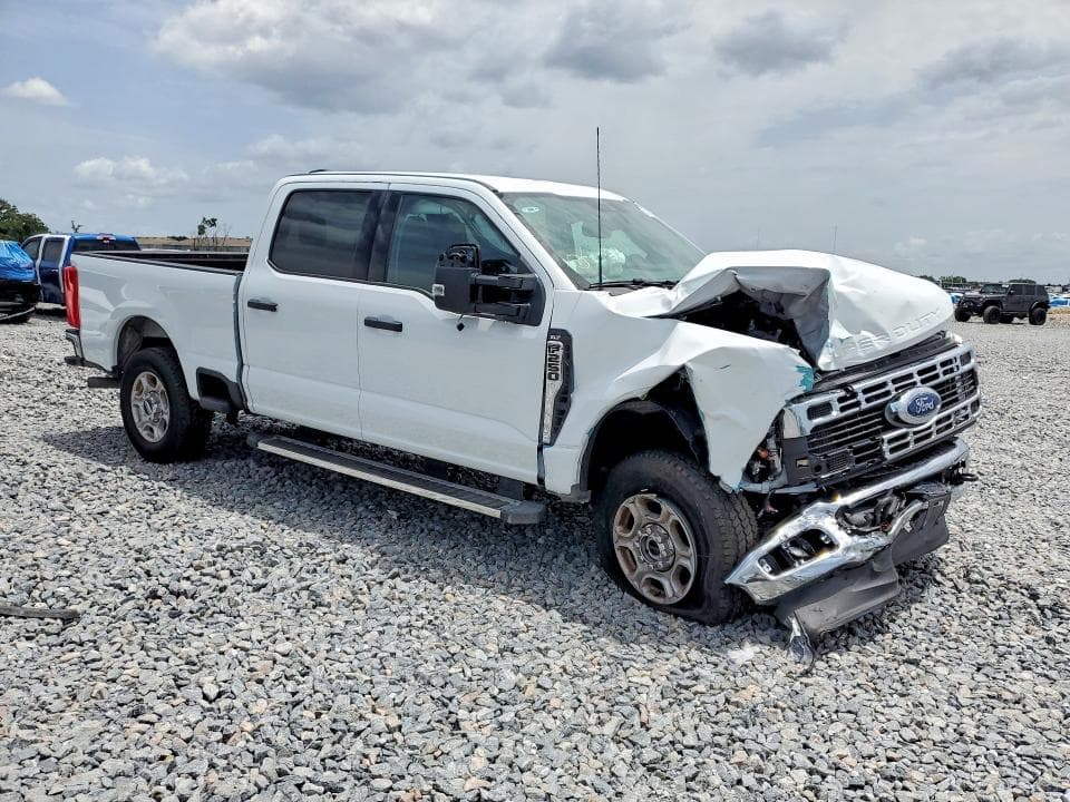 2026 FORD F250 SUPER DUTY 4
