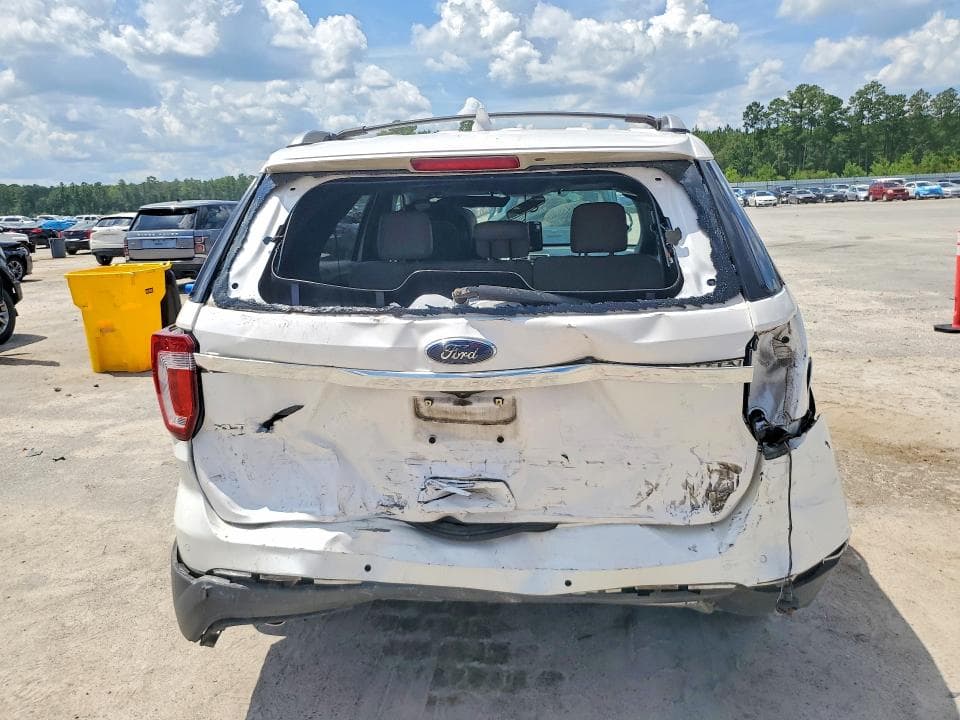 2017 FORD EXPLORER XLT 6