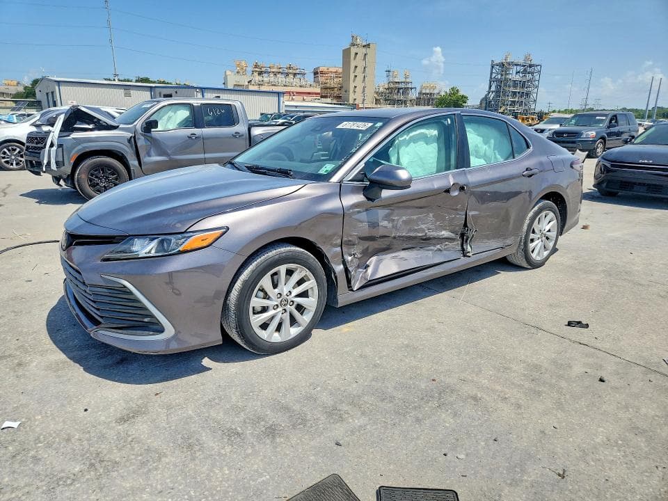 2023 TOYOTA CAMRY LE - 1