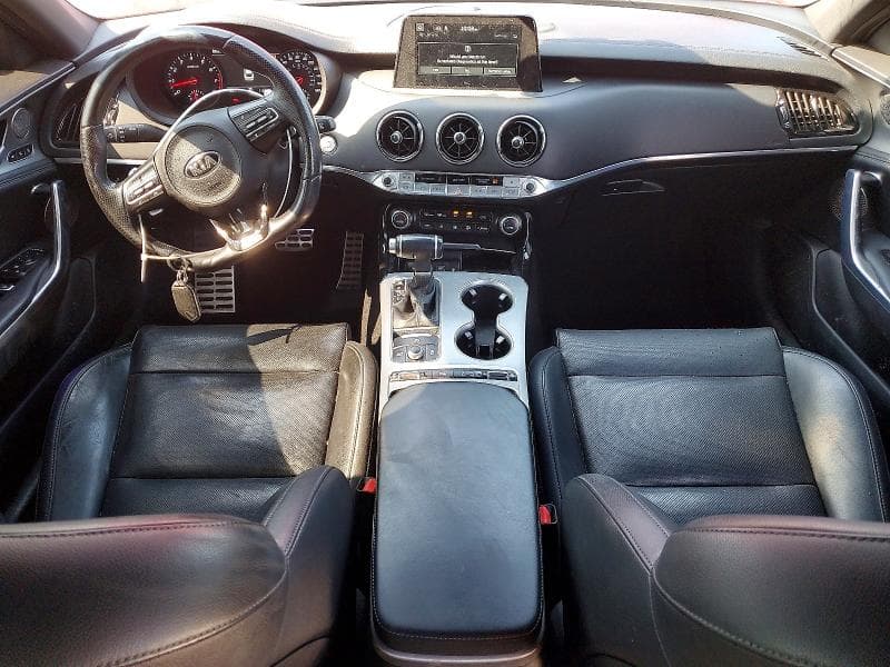 2019 KIA STINGER GT1 8