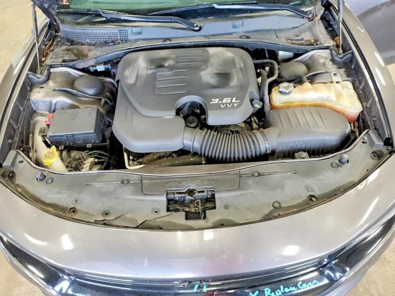 2017 DODGE CHARGER SE 11