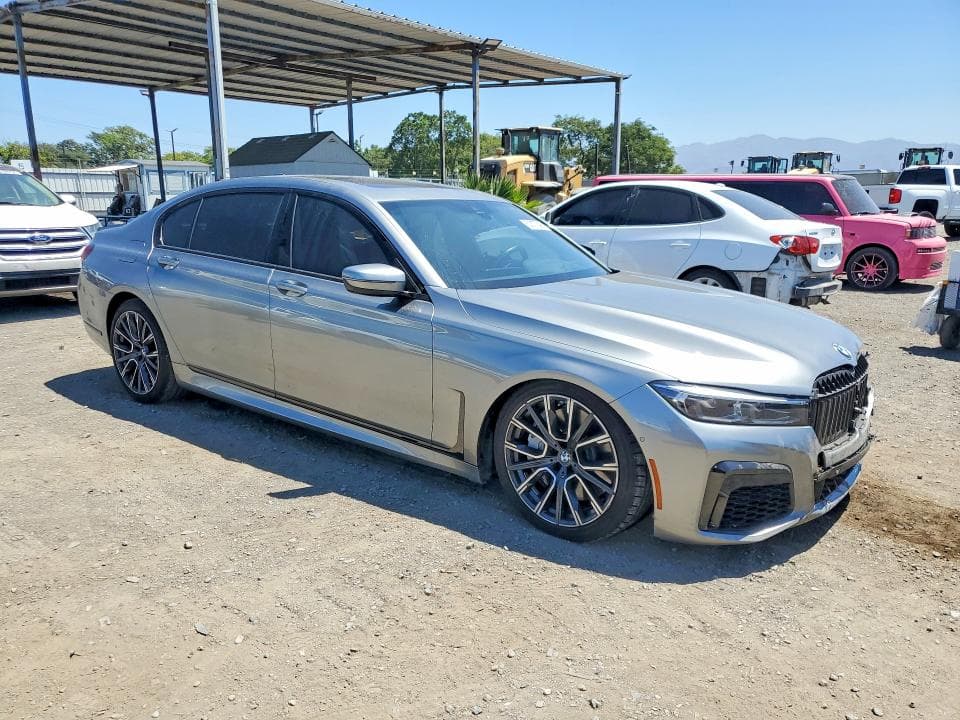 2022 BMW 750 XI 4
