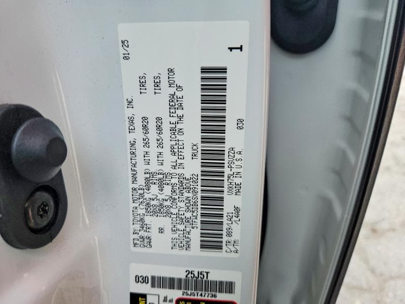 2025 TOYOTA TUNDRA PLATINUM HV 12