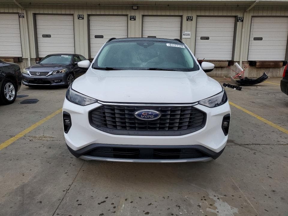 2023 FORD ESCAPE 5