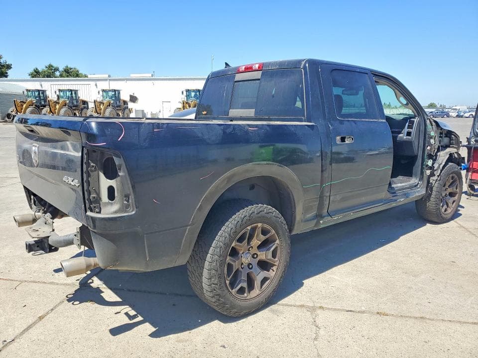 2019 RAM 1500 CLASSIC LARAMIE 3