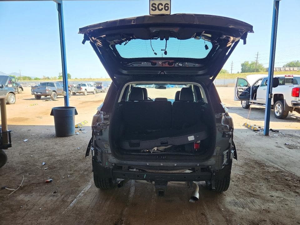 2017 FORD ESCAPE TITANIUM 6