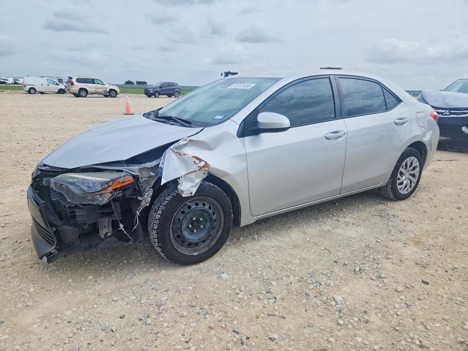 2018 TOYOTA COROLLA LE - 1