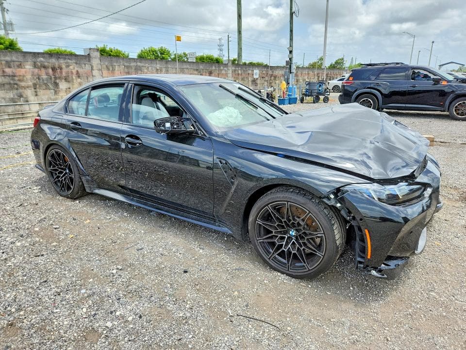 2027 BMW M3 COMPETITION 4