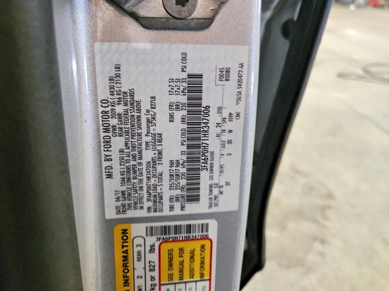 2017 FORD FUSION SE 12