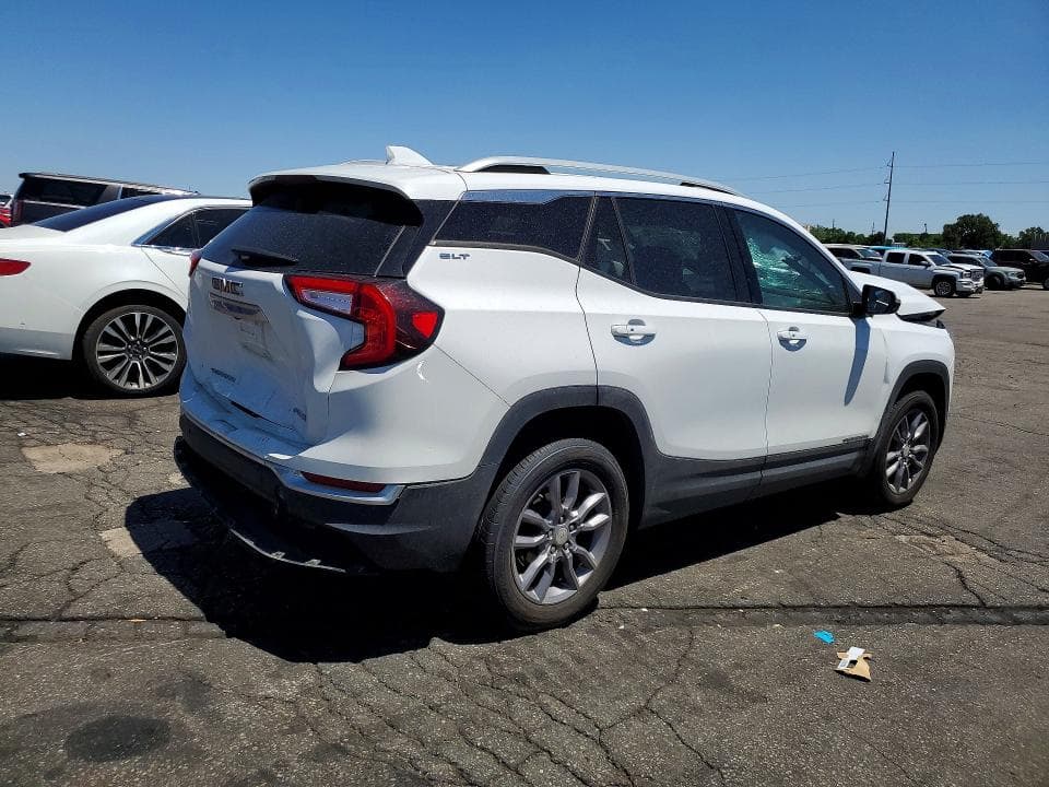 2023 GMC TERRAIN SLT 3