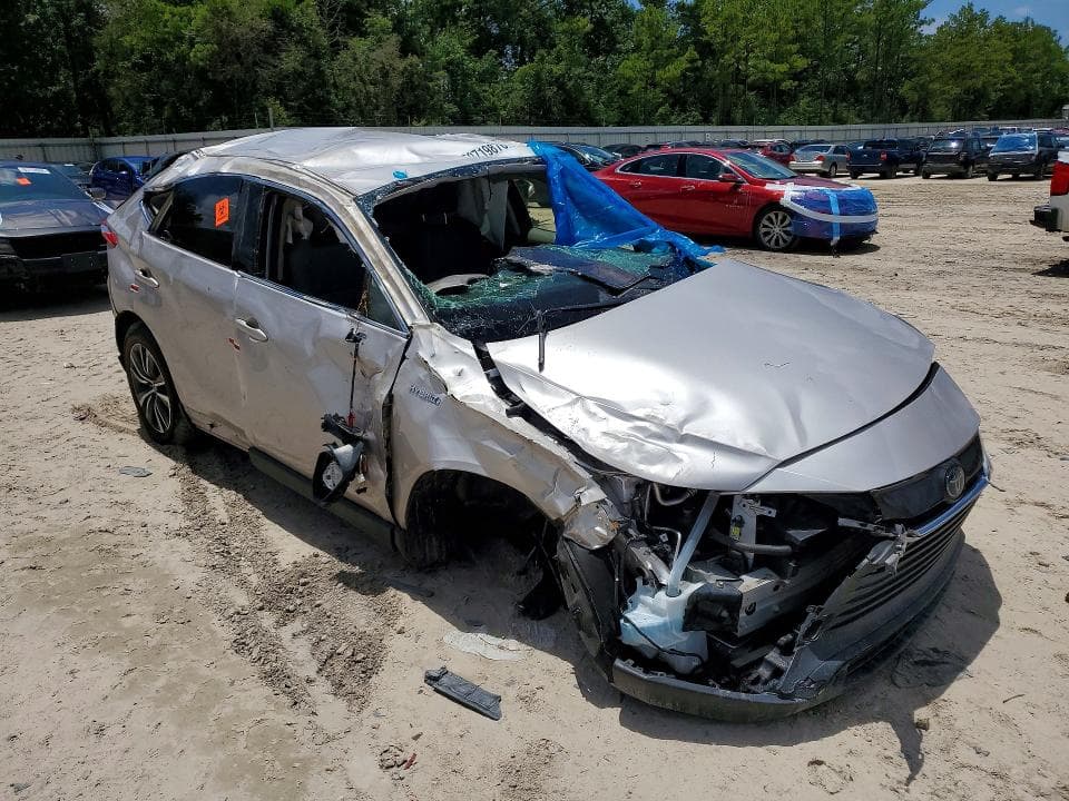 2021 TOYOTA VENZA LE 4