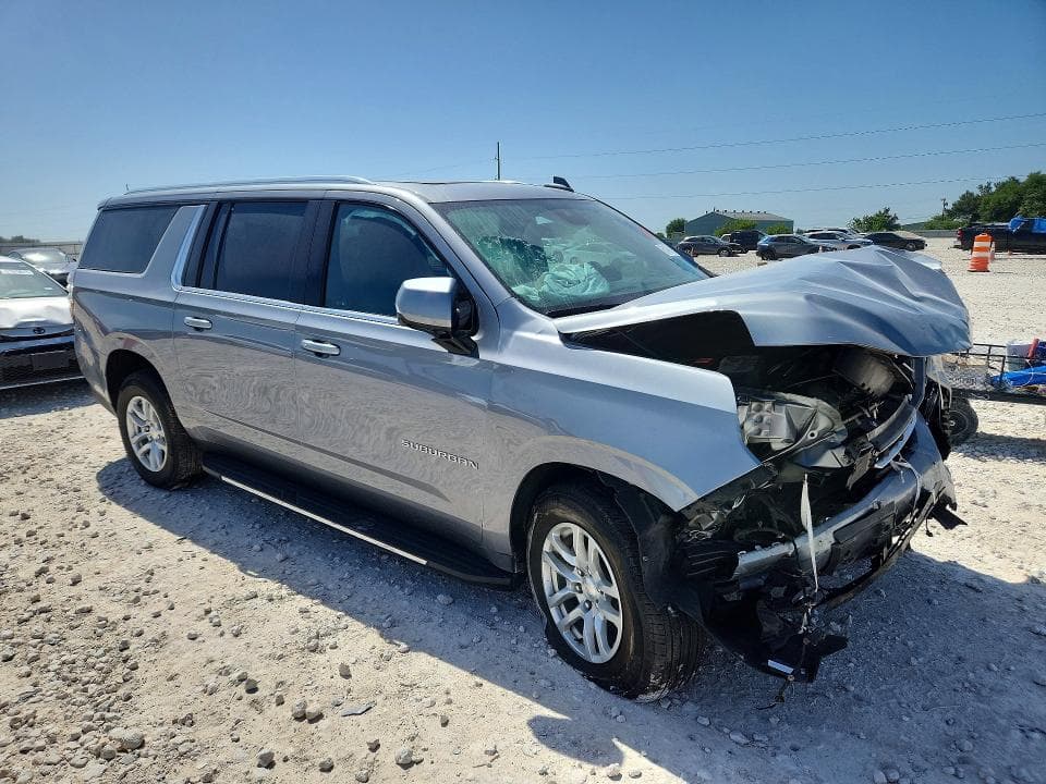 2023 CHEVROLET SUBURBAN C1500 LT 4
