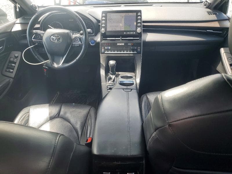 2021 TOYOTA AVALON LIMITED 8