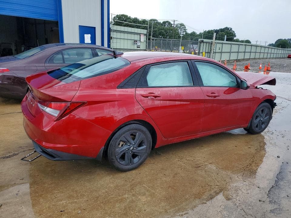 2023 HYUNDAI ELANTRA SEL 3