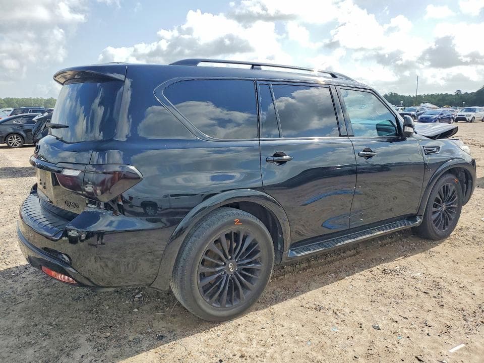2018 INFINITI QX80 BASE 3