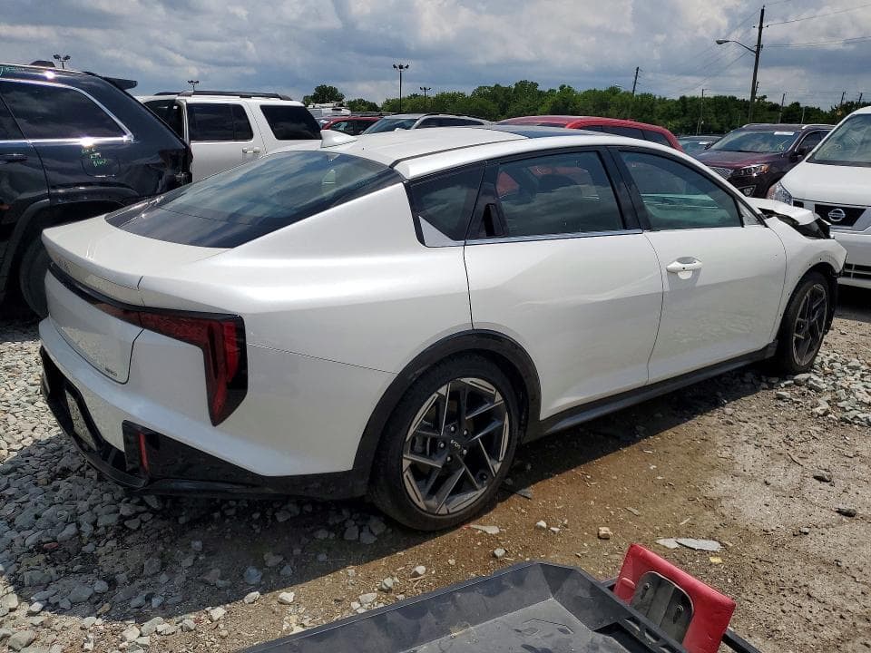 2025 KIA K4 GT LINE 3