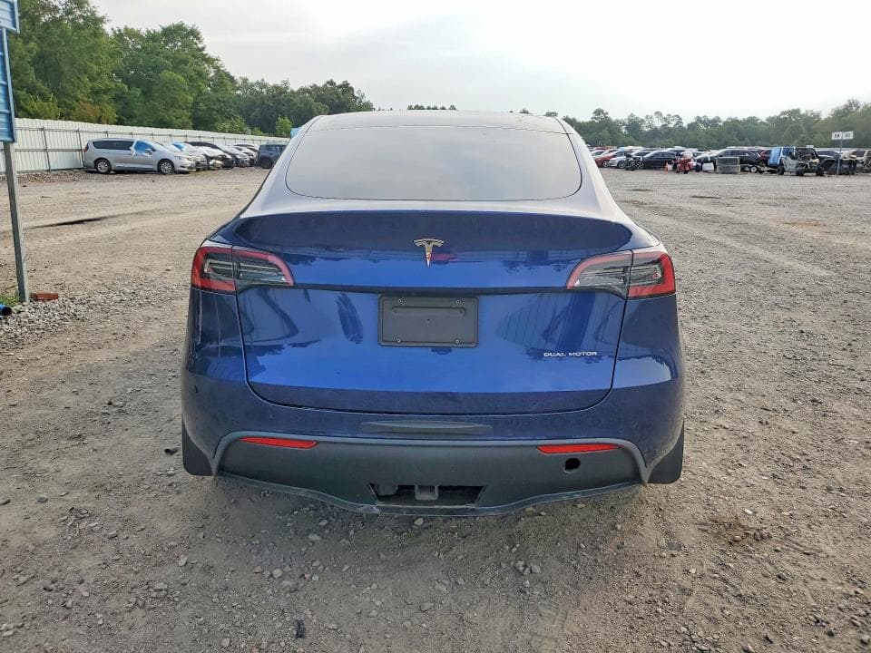 2021 TESLA MODEL Y 6