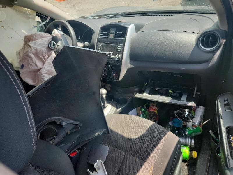 2018 NISSAN VERSA SV 8