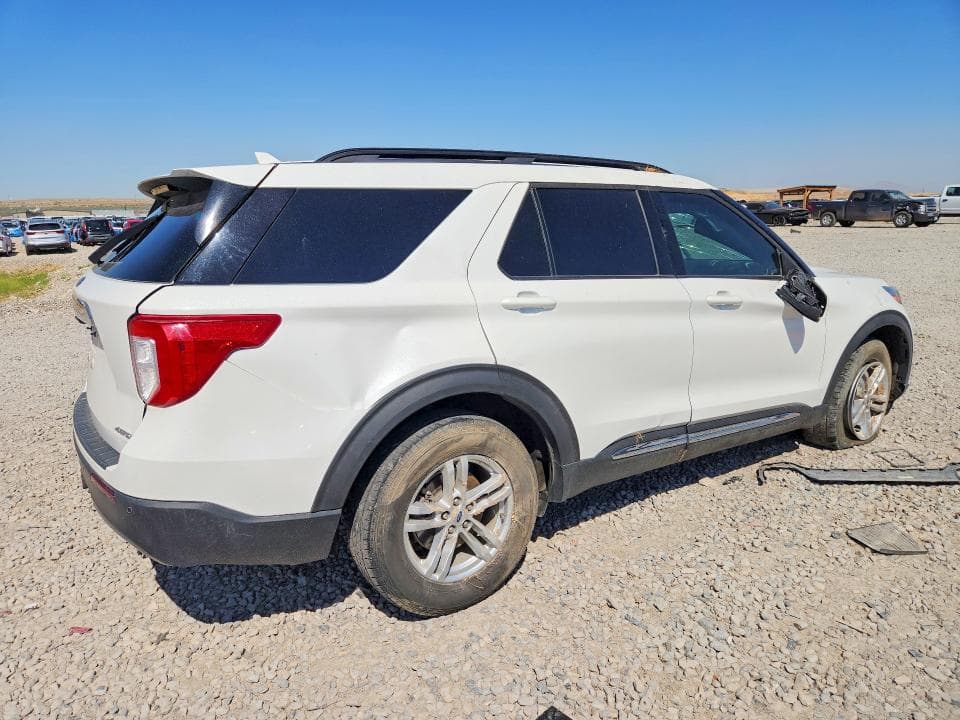 2021 FORD EXPLORER XLT 3