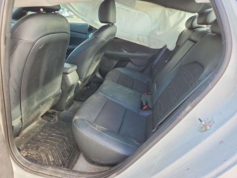 2024 KIA FORTE GT LINE 10