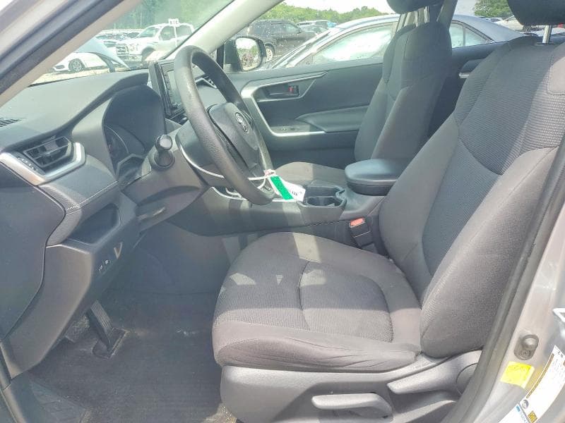 2019 TOYOTA RAV4 LE 7