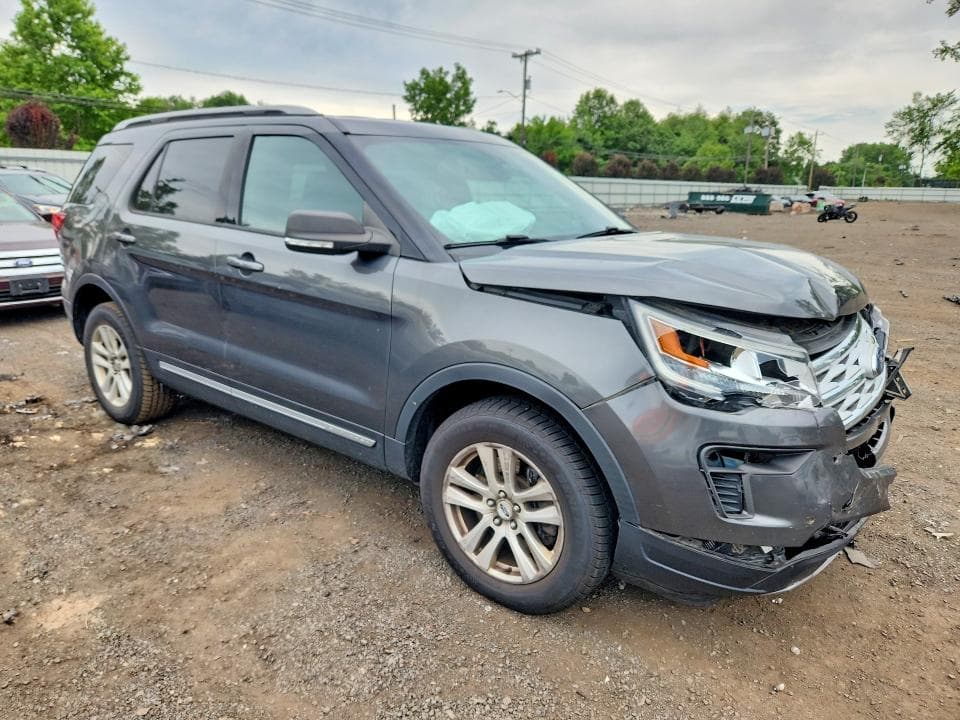 2019 FORD EXPLORER XLT 4