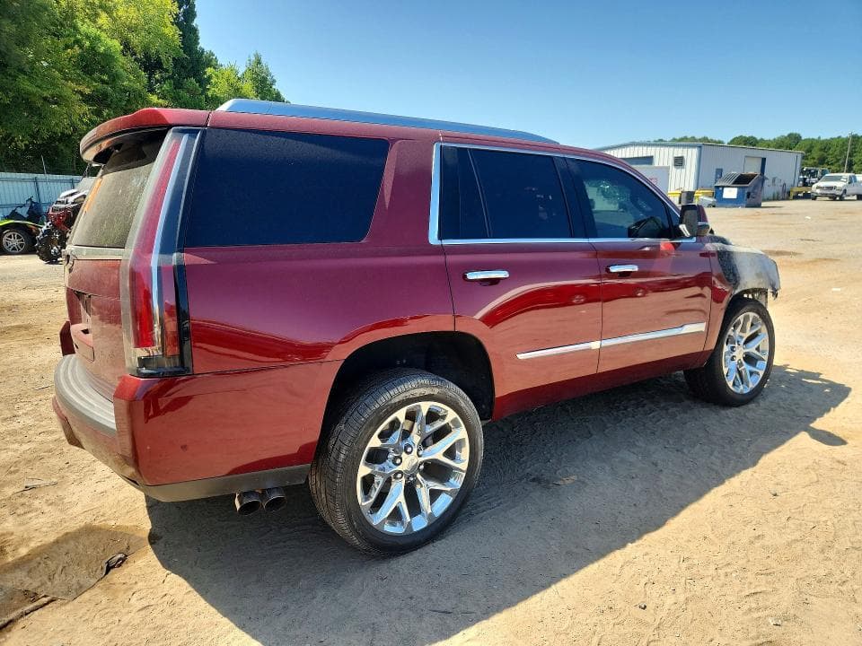 2017 CADILLAC ESCALADE LUXURY 3