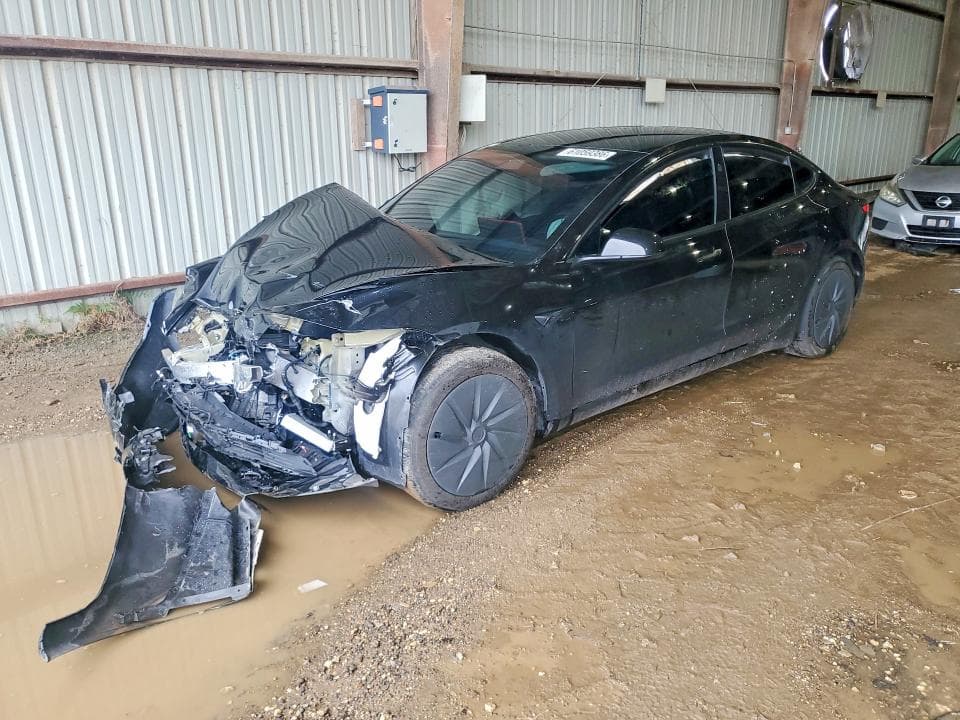 2026 TESLA MODEL 3 - 1