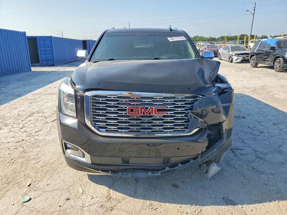 2018 GMC YUKON XL DENALI 5
