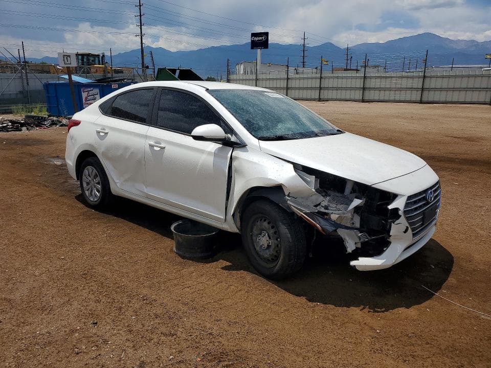 2019 HYUNDAI ACCENT SE 4