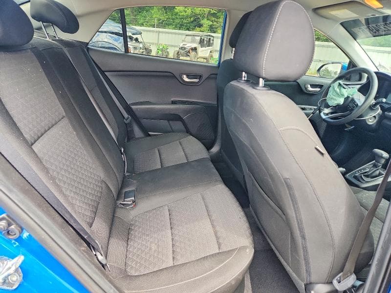 2023 KIA RIO S 10