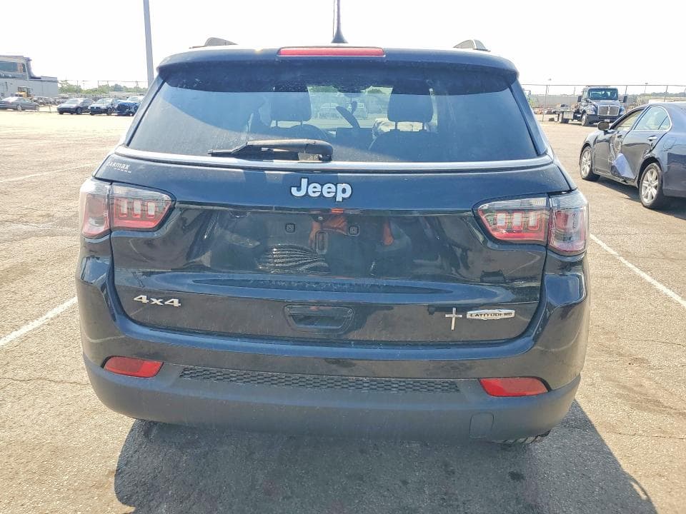 2022 JEEP COMPASS LATITUDE LUX 6