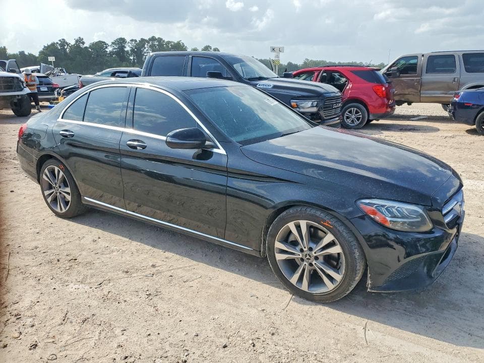 2019 MERCEDES-BENZ C 300 4
