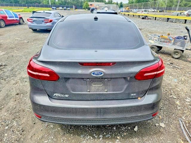2017 FORD FOCUS SE 6