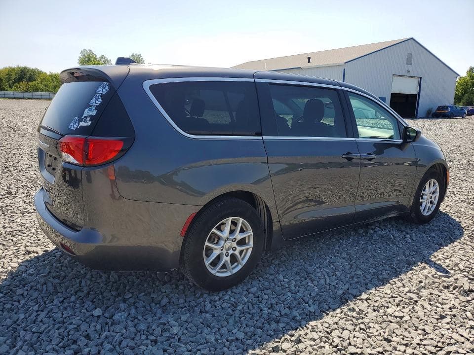 2017 CHRYSLER PACIFICA TOURING 3