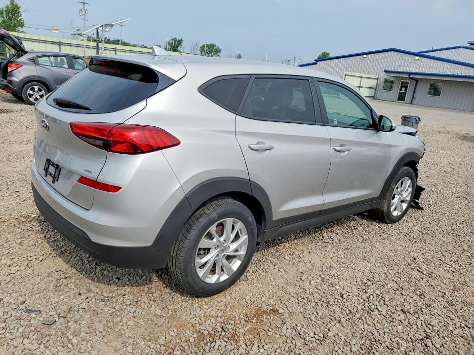 2020 HYUNDAI TUCSON SE 3